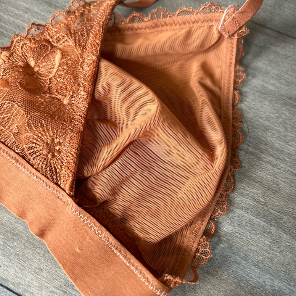Aerie lace bralette size M - Picture 5 of 10
